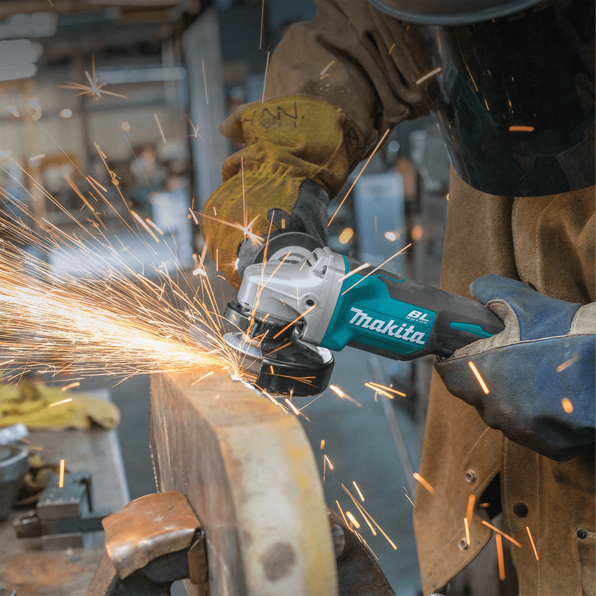 Makita 18V BL Angle Grinder 125mm Li-Ion (Skin Only)